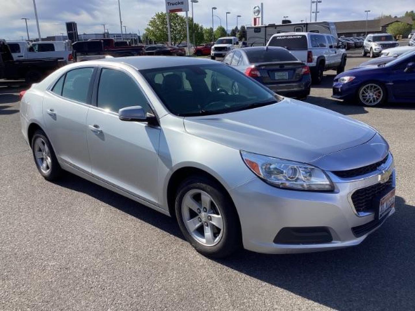 2016 Chevrolet Malibu Limited 1LT (1G11C5SA0GF) with an 2.5L L4 DOHC 16V engine, 6-Speed Automatic transmission, located at 1235 N Woodruff Ave., Idaho Falls, 83401, (208) 523-1053, 43.507172, -112.000488 - Photo#6