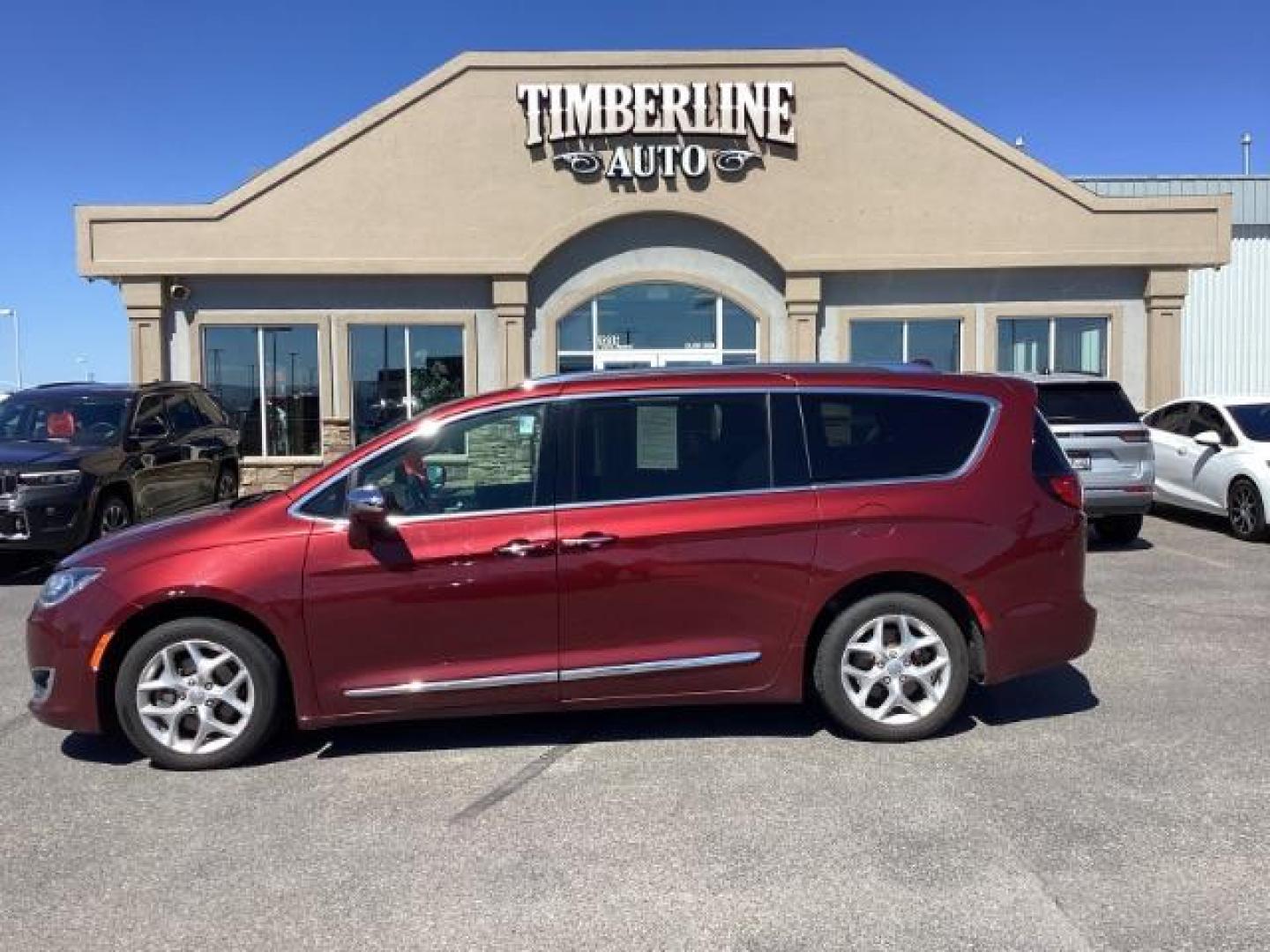 2020 Velvet Red Pearl Coat /Black, premium leather Chrysler Pacifica Limited (2C4RC1GG5LR) with an 3.6L V6 DOHC 24V engine, 9-Speed Automatic transmission, located at 1235 N Woodruff Ave., Idaho Falls, 83401, (208) 523-1053, 43.507172, -112.000488 - Photo#1