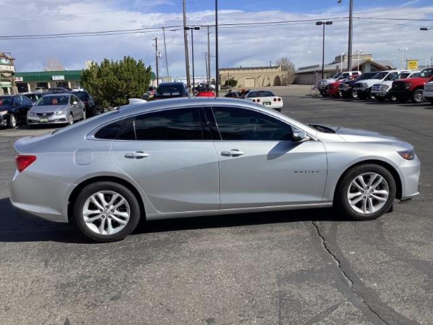 2016 Silver Ice Metallic /CLOTH Chevrolet Malibu 1LT (1G1ZE5ST5GF) with an 1.5L L4 DOHC 16V engine, 6-Speed Automatic transmission, located at 1235 N Woodruff Ave., Idaho Falls, 83401, (208) 523-1053, 43.507172, -112.000488 - Photo#6