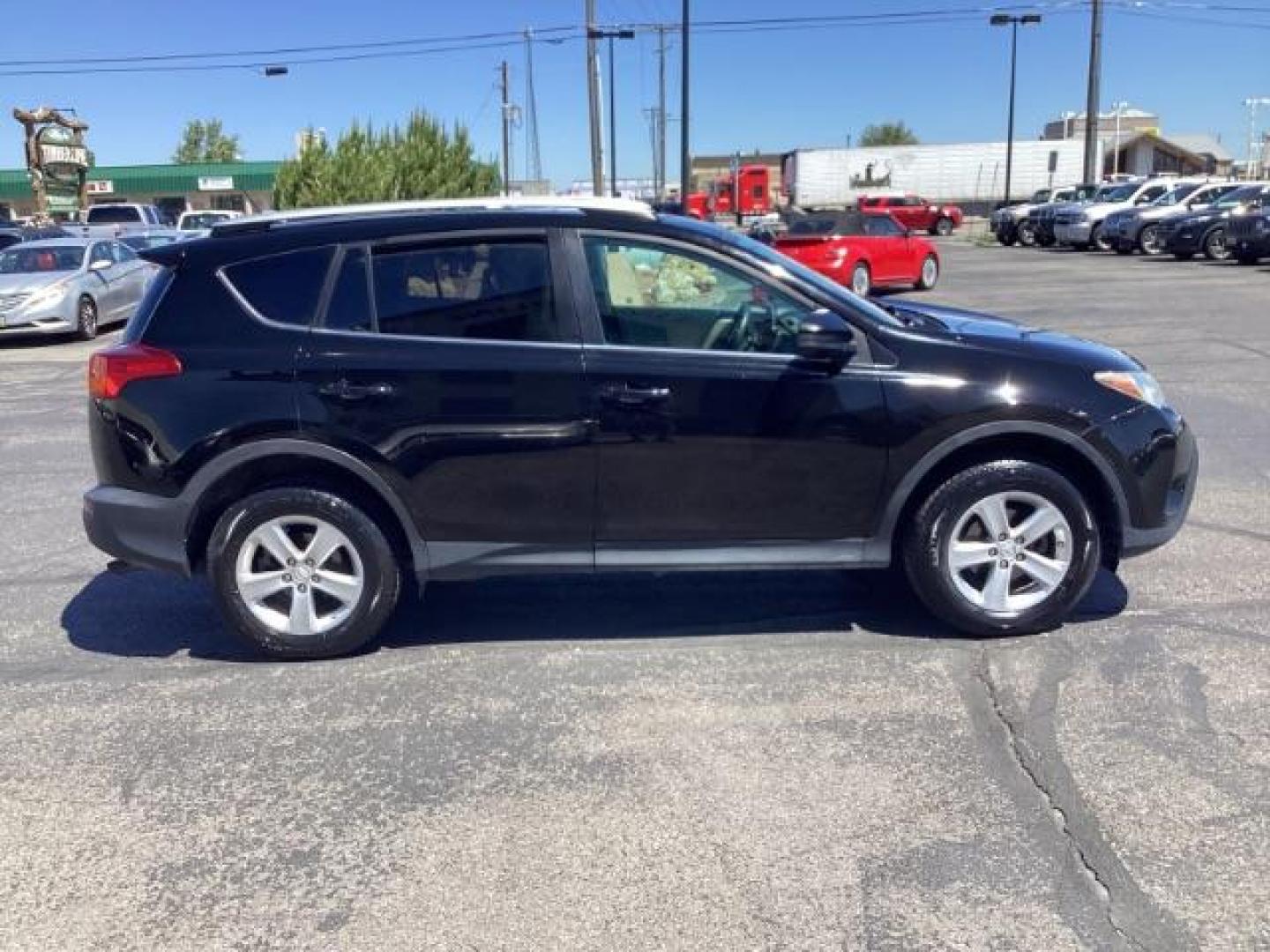 2013 Black Toyota RAV4 XLE FWD (2T3WFREV7DW) with an 2.5L L4 DOHC 16V engine, 6-Speed Automatic transmission, located at 1235 N Woodruff Ave., Idaho Falls, 83401, (208) 523-1053, 43.507172, -112.000488 - Photo#5