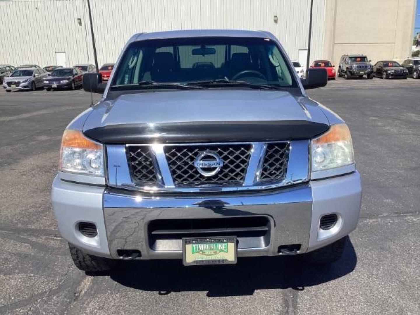 2009 Nissan Titan SE Crew Cab 4WD SWB (1N6AA07C29N) with an 5.6L V8 DOHC 32V engine, 5-Speed Automatic transmission, located at 1235 N Woodruff Ave., Idaho Falls, 83401, (208) 523-1053, 43.507172, -112.000488 - Photo#6