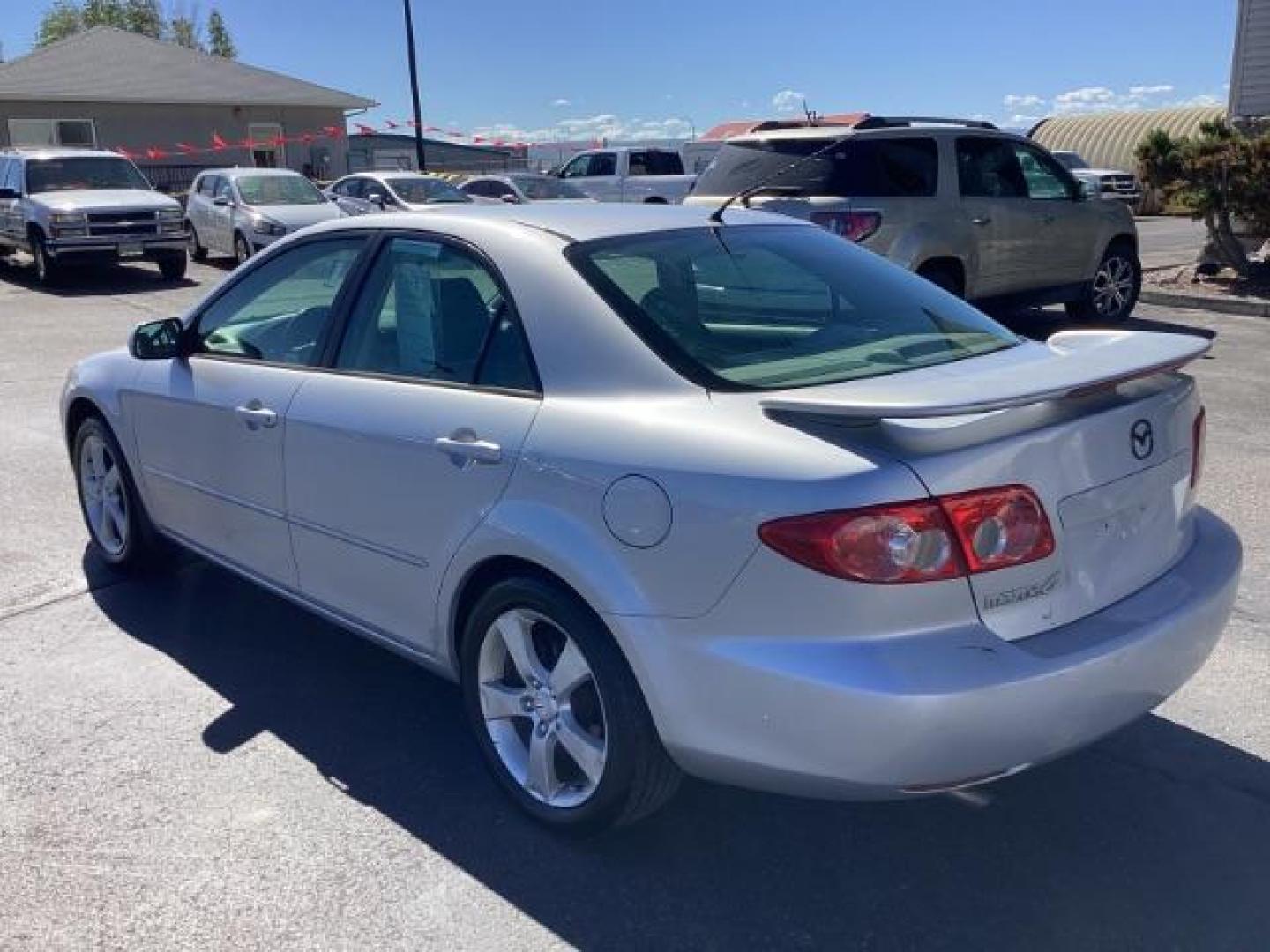 2005 Glacier Silver Metallic /Two-Tone Gray Cloth Seats Mazda Mazda6 i (1YVFP80C955) with an 2.3L L4 DOHC 16V engine, located at 1235 N Woodruff Ave., Idaho Falls, 83401, (208) 523-1053, 43.507172, -112.000488 - Photo#2