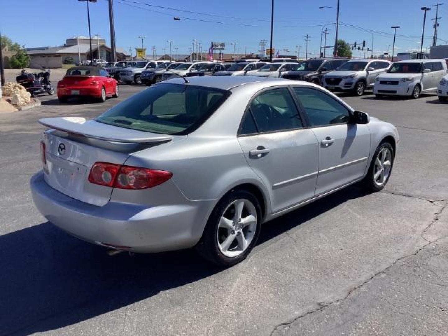 2005 Glacier Silver Metallic /Two-Tone Gray Cloth Seats Mazda Mazda6 i (1YVFP80C955) with an 2.3L L4 DOHC 16V engine, located at 1235 N Woodruff Ave., Idaho Falls, 83401, (208) 523-1053, 43.507172, -112.000488 - Photo#4