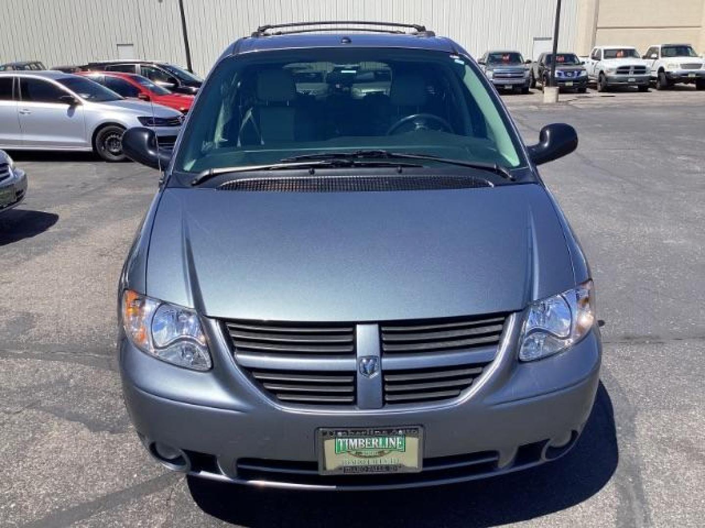 2007 Magnesium Pearl Dodge Grand Caravan SXT (2D4GP44LX7R) with an 3.8L V6 OHV 12V engine, 4-Speed Automatic transmission, located at 1235 N Woodruff Ave., Idaho Falls, 83401, (208) 523-1053, 43.507172, -112.000488 - Photo#7