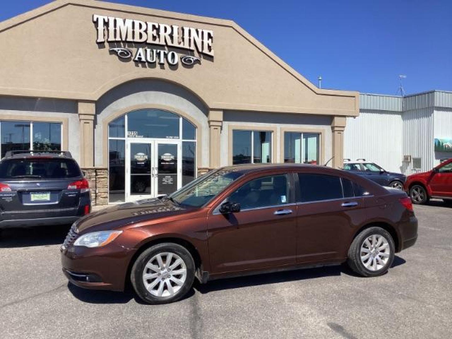 2013 Chrysler 200 Limited (1C3CCBCG0DN) with an 3.6L V6 DOHC 24V FFV engine, 6-Speed Automatic transmission, located at 1235 N Woodruff Ave., Idaho Falls, 83401, (208) 523-1053, 43.507172, -112.000488 - Photo#0