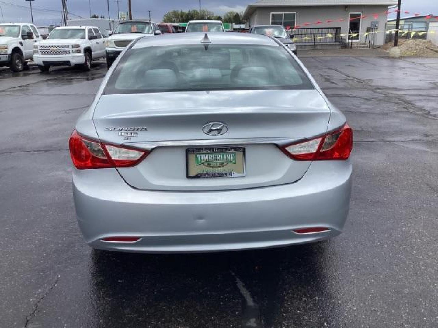 2011 Hyundai Sonata GLS Auto (5NPEB4AC1BH) with an 2.4L L4 DOHC 16V engine, 6-Speed Automatic transmission, located at 1235 N Woodruff Ave., Idaho Falls, 83401, (208) 523-1053, 43.507172, -112.000488 - Photo#3