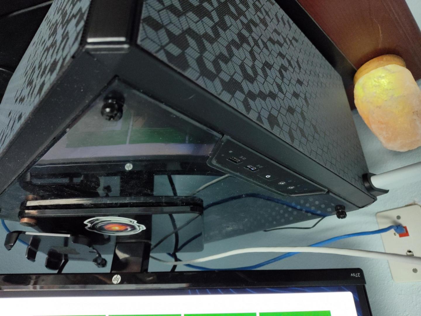 2001 Volkswagen Jetta Wagon GLS 2.0 (WVWSB61J71W) with an 2.0L L4 SOHC 20V engine, located at 1235 N Woodruff Ave., Idaho Falls, 83401, (208) 523-1053, 43.507172, -112.000488 - Photo#3