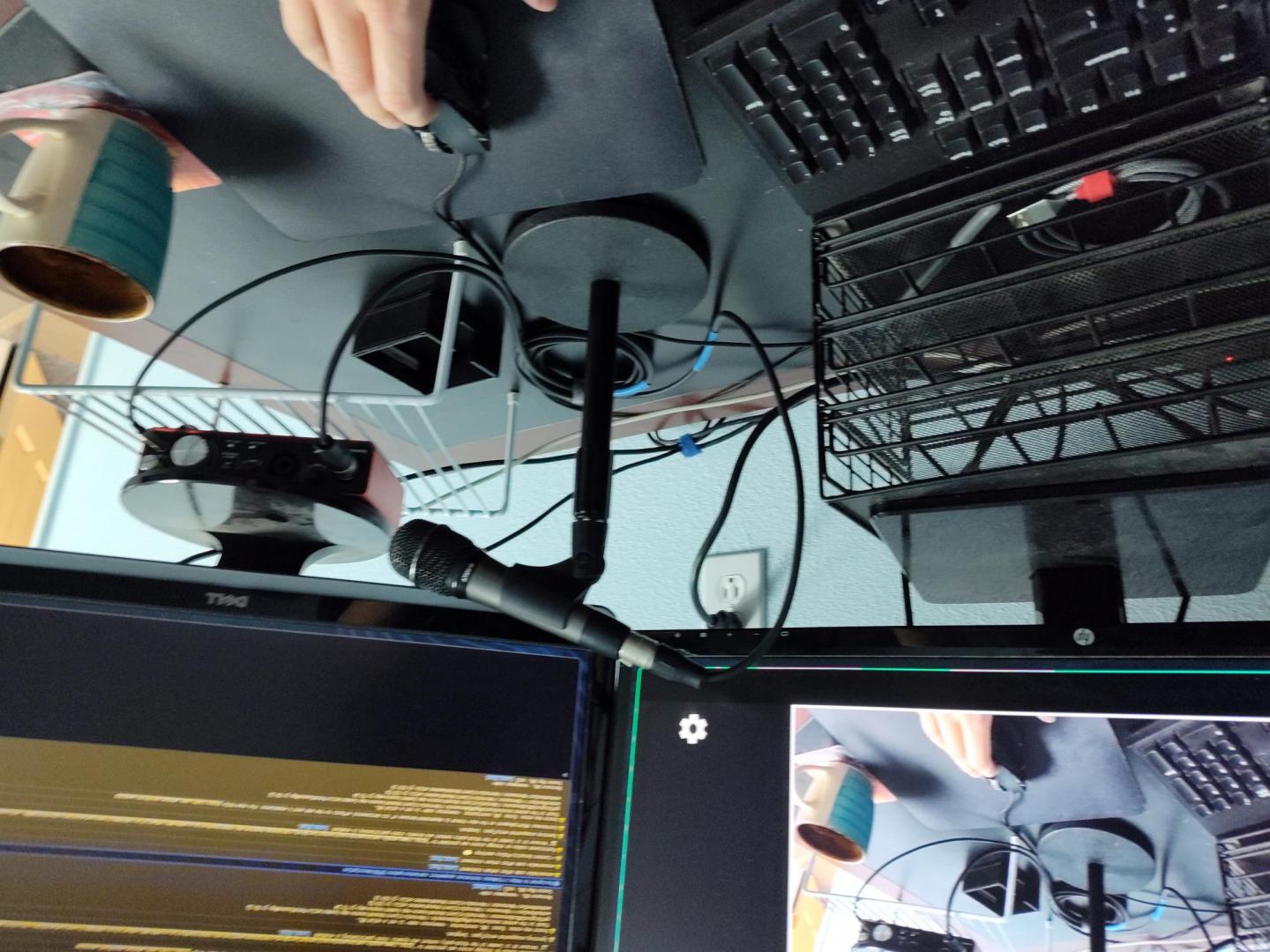 2001 Volkswagen Jetta Wagon GLS 2.0 (WVWSB61J71W) with an 2.0L L4 SOHC 20V engine, located at 1235 N Woodruff Ave., Idaho Falls, 83401, (208) 523-1053, 43.507172, -112.000488 - Photo#4